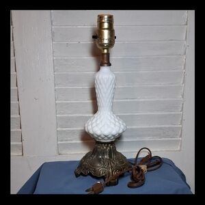 Vintage Hedco MilkGlass Lamp